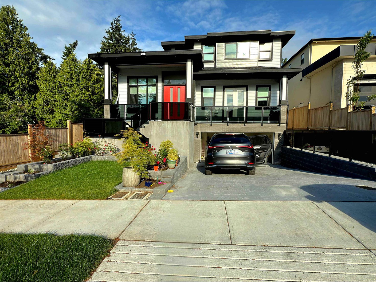 Photo 11 of 937 160 B Street, Surrey BC