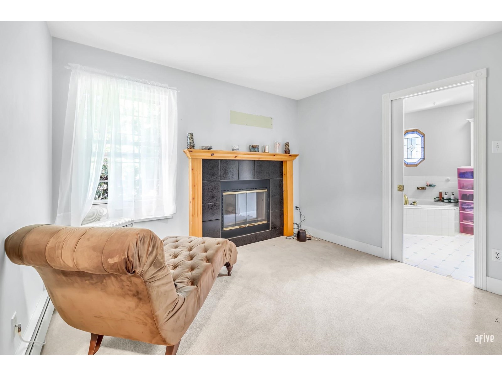 Photo 8 of 13596 60 Avenue, Surrey BC