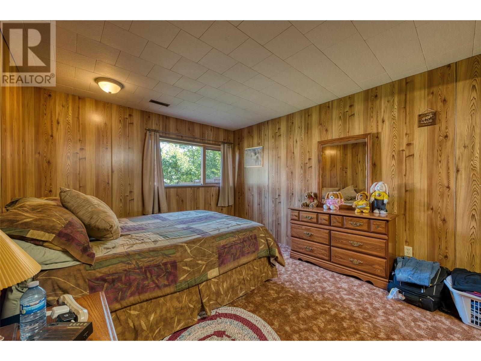Photo 20 of 813 Cliff Avenue, Enderby BC
