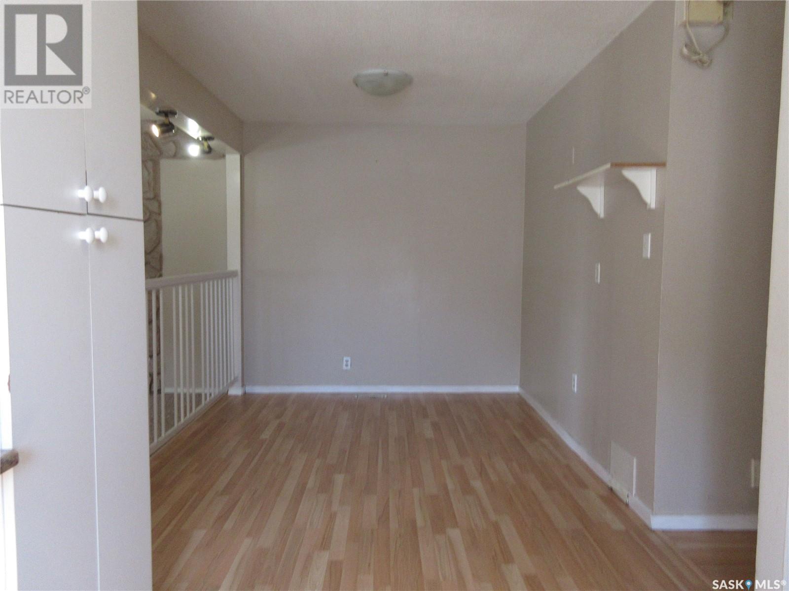 Photo 11 of 1345 Lacon Street, Regina SK