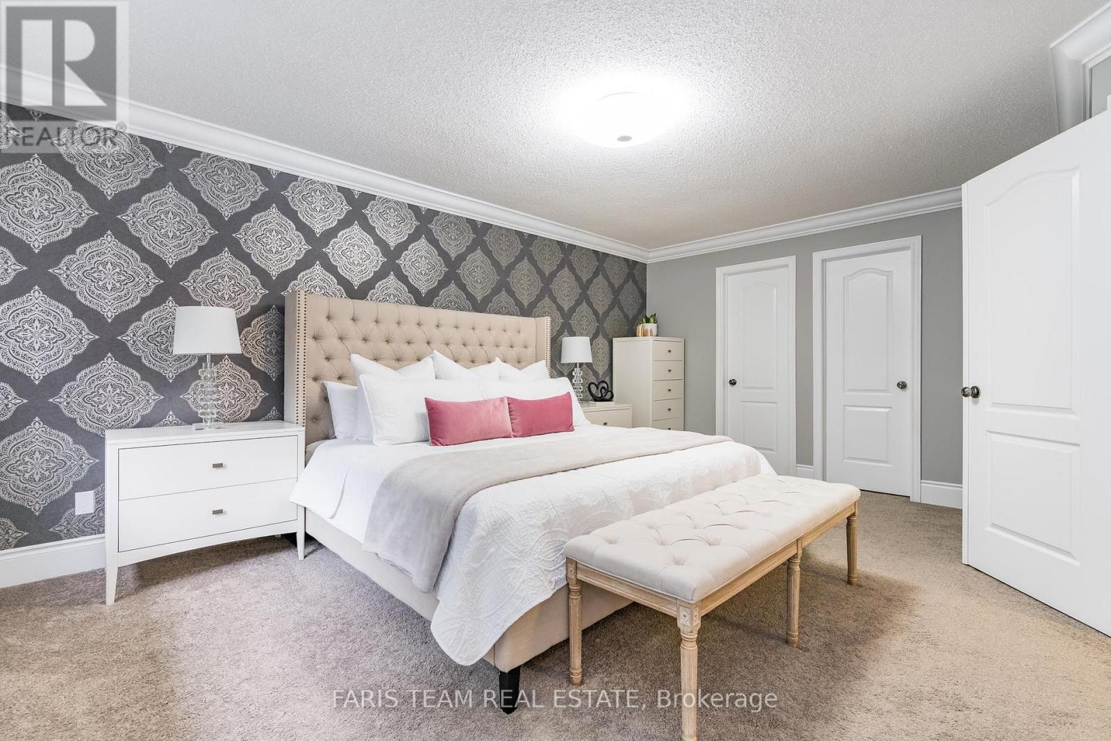 Photo 24 of 6 Alana Drive, Springwater ON