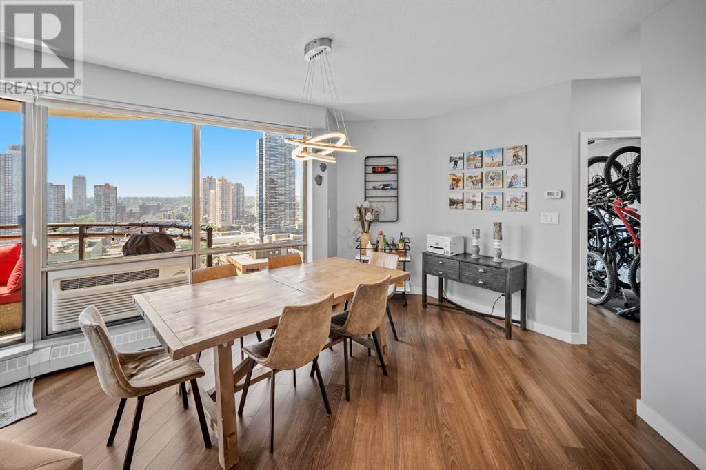 Single Family House for Sale in    Avenue SW Downtown West End Calgary 