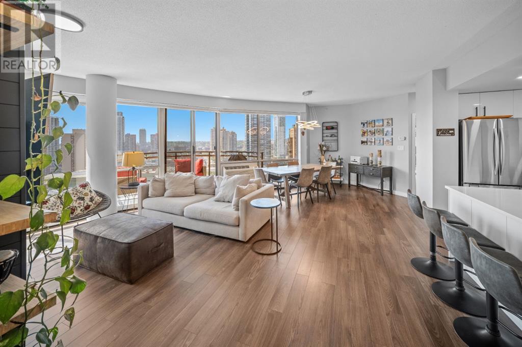 Single Family House for Sale in    Avenue SW Downtown West End Calgary 