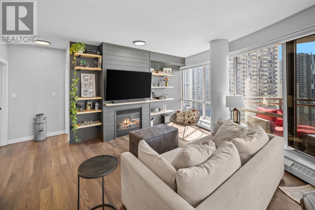 Single Family House for Sale in    Avenue SW Downtown West End Calgary 