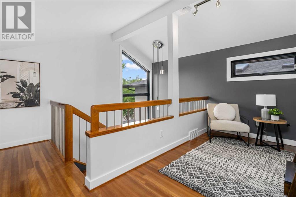 Single Family House for Sale in   Avenue SW Windsor Park Calgary 