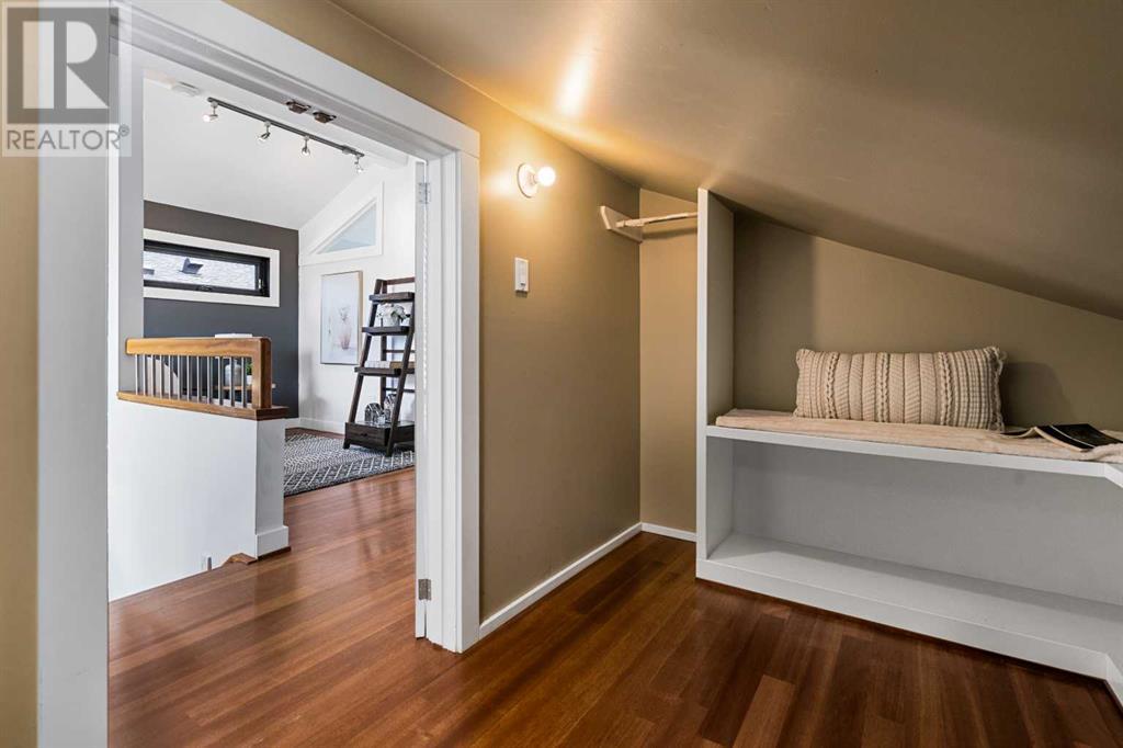Single Family House for Sale in   Avenue SW Windsor Park Calgary 