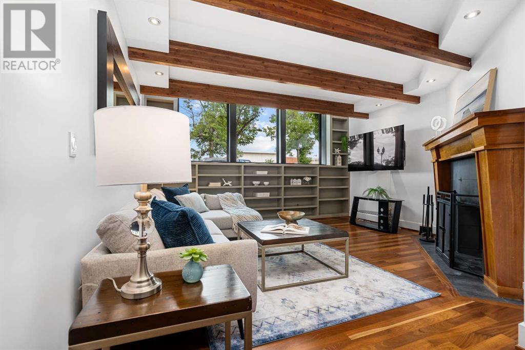 Single Family House for Sale in   Avenue SW Windsor Park Calgary 