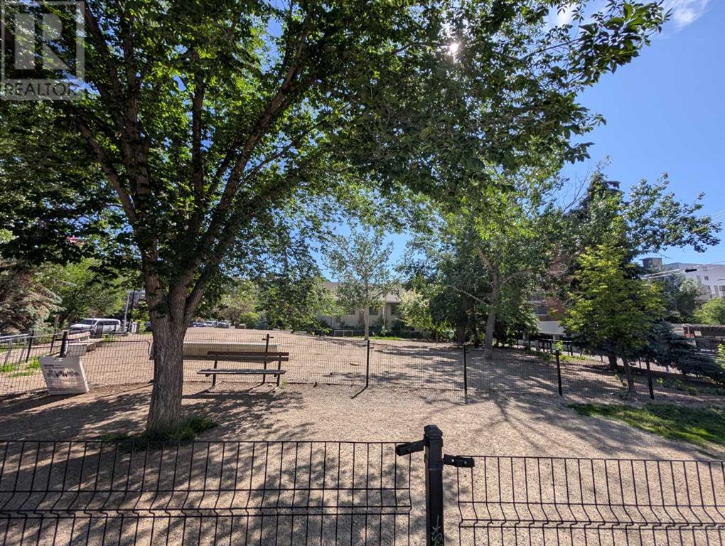Single Family House Multi-level for Sale in    Avenue SW Beltline Calgary 