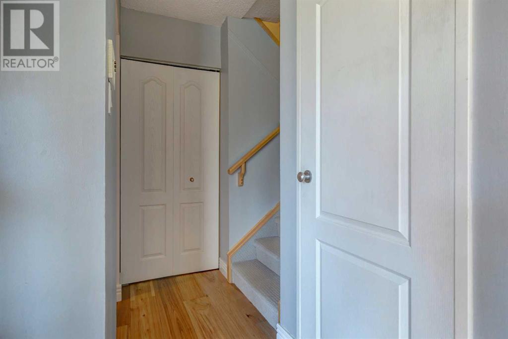 Single Family House Multi-level for Sale in    Avenue SW Beltline Calgary 