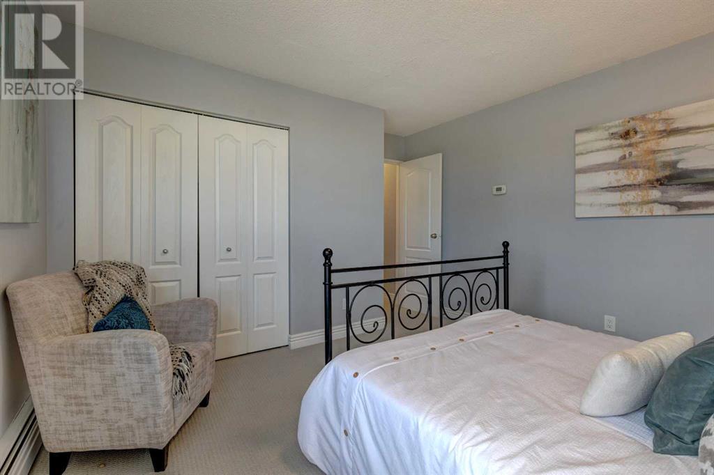 Single Family House Multi-level for Sale in    Avenue SW Beltline Calgary 