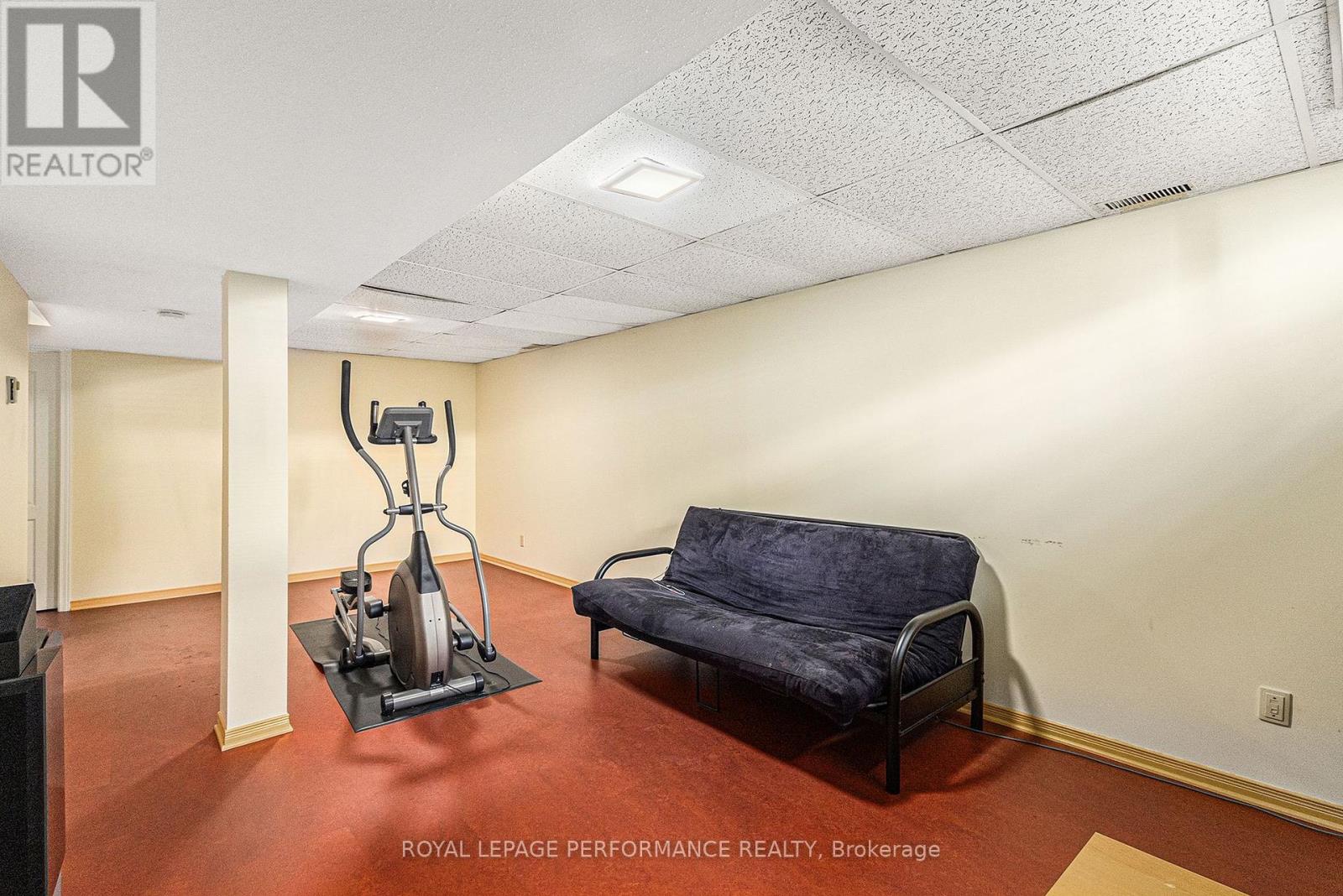 Photo 21 of 2015 Summerfields Crescent, Ottawa ON