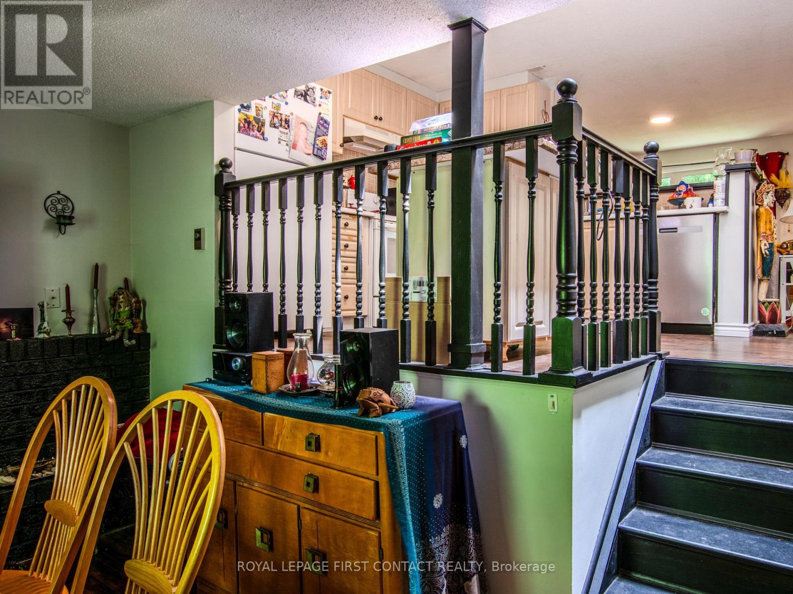 Photo 19 of 40 Doris Drive, Barrie ON