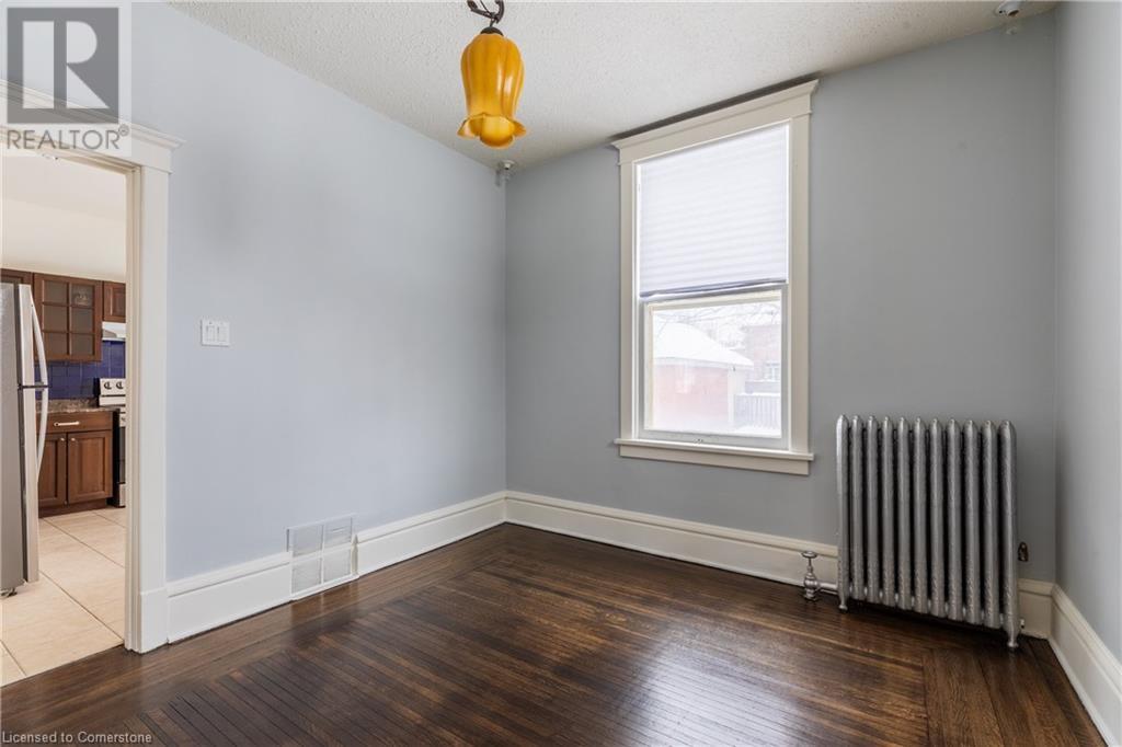 Photo 26 of 196 Sherman Avenue S, Hamilton ON