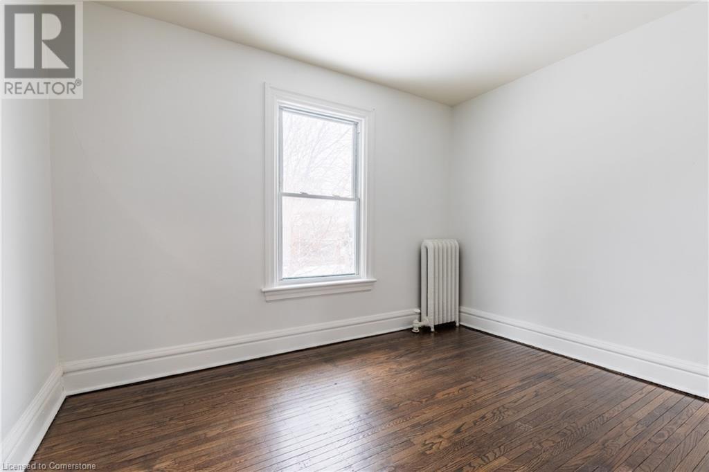 Photo 32 of 196 Sherman Avenue S, Hamilton ON