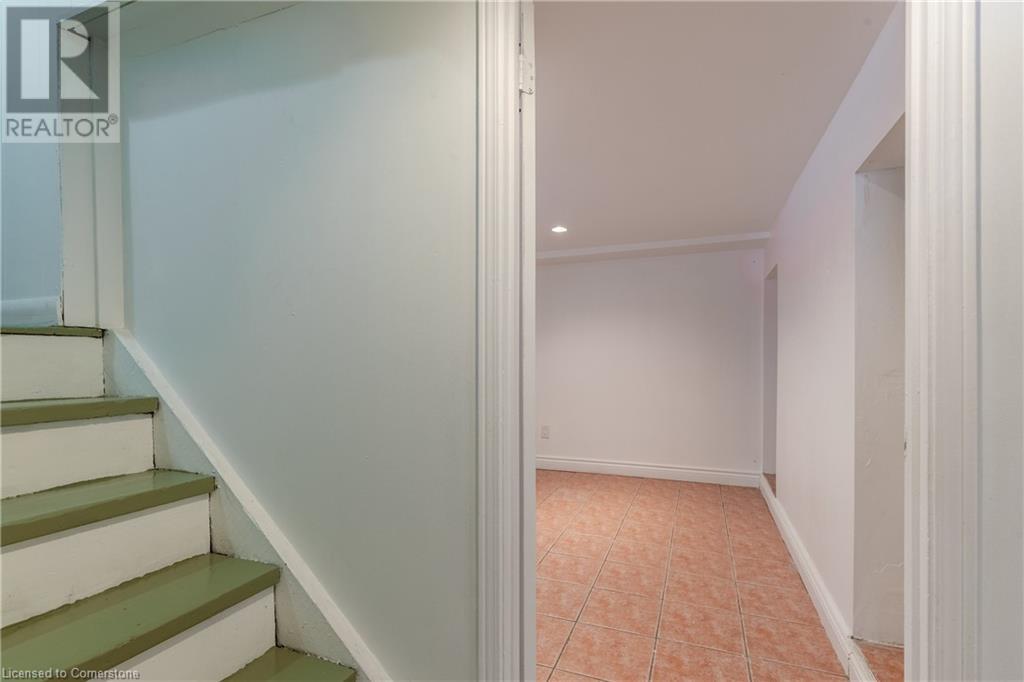 Photo 13 of 196 Sherman Avenue S, Hamilton ON
