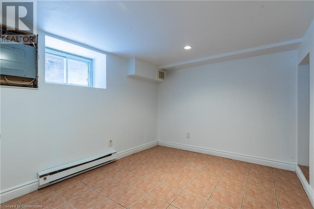 Photo 20 of 196 Sherman Avenue S, Hamilton ON