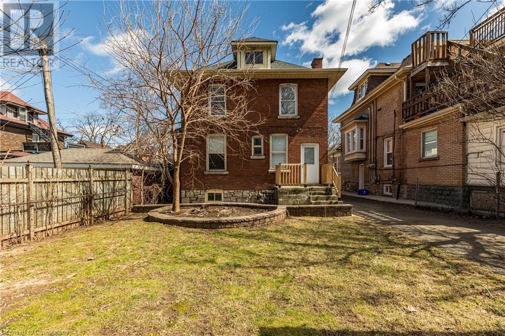 Photo 24 of 196 Sherman Avenue S, Hamilton ON