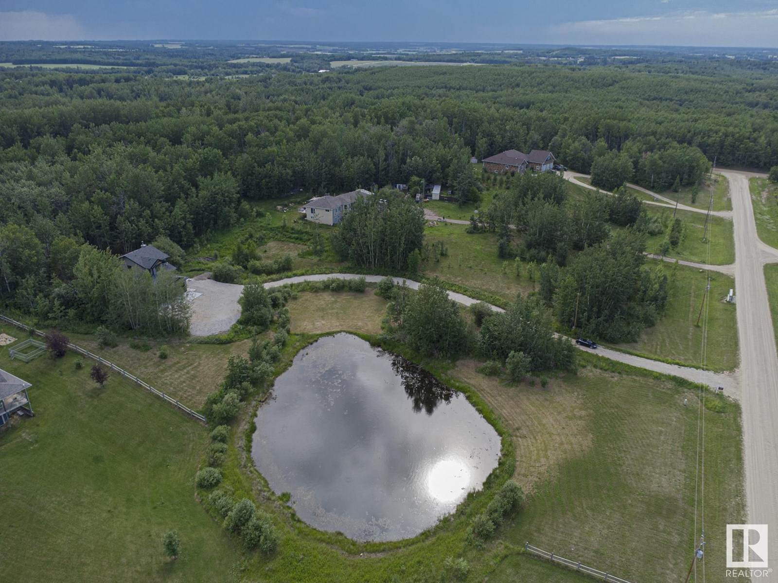 Photo 66 of 5 54419 Rge Road 14, Rural Lac Ste Anne County AB