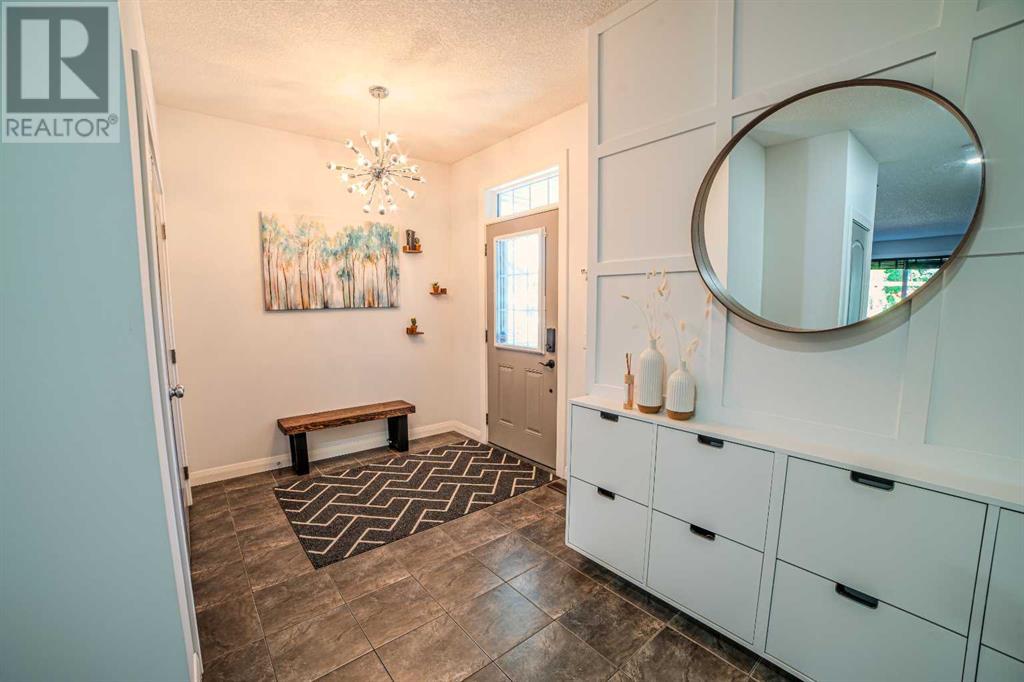 Single Family House for Sale in  Silverado Bank Circle SW Silverado Calgary 