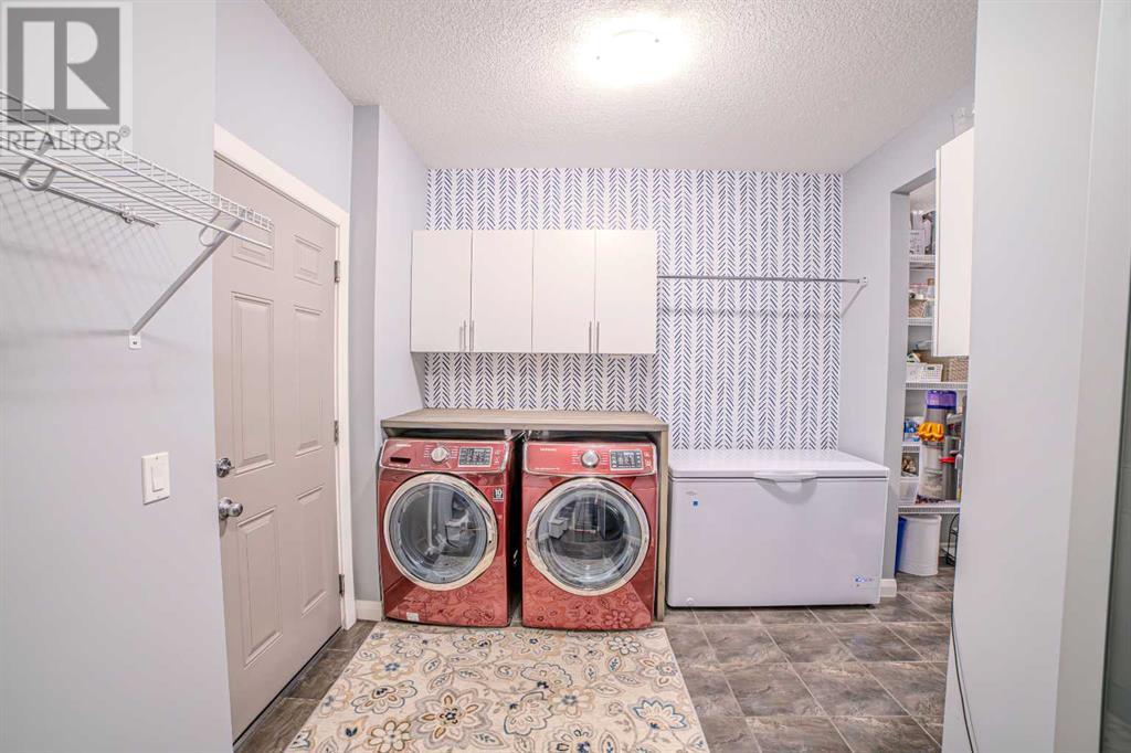Single Family House for Sale in  Silverado Bank Circle SW Silverado Calgary 