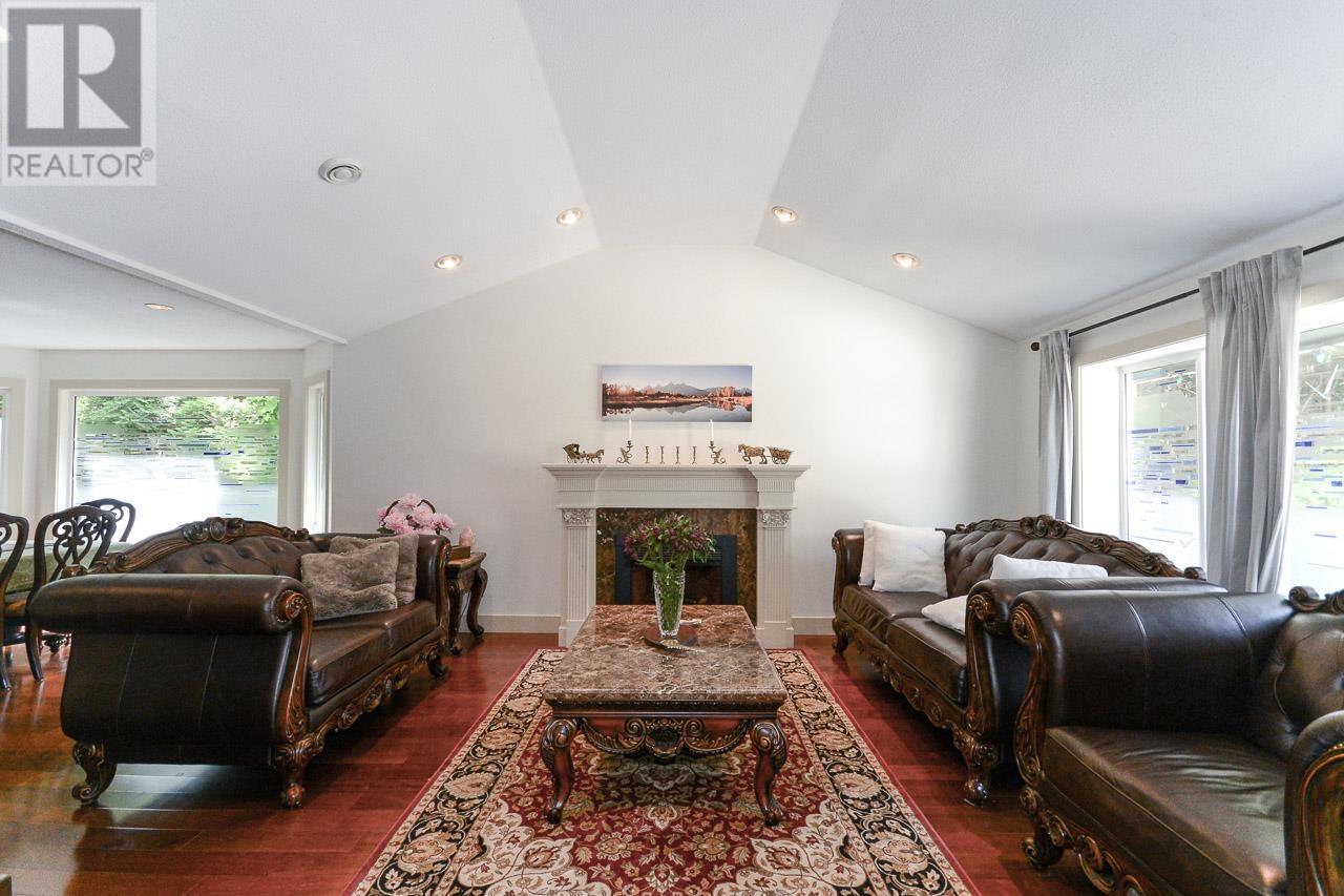 7680 CHEVIOT Place, Richmond