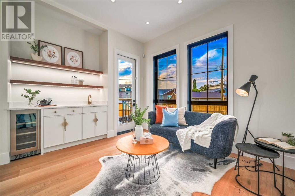 Single Family House for Sale in   Avenue SW Altadore Calgary 