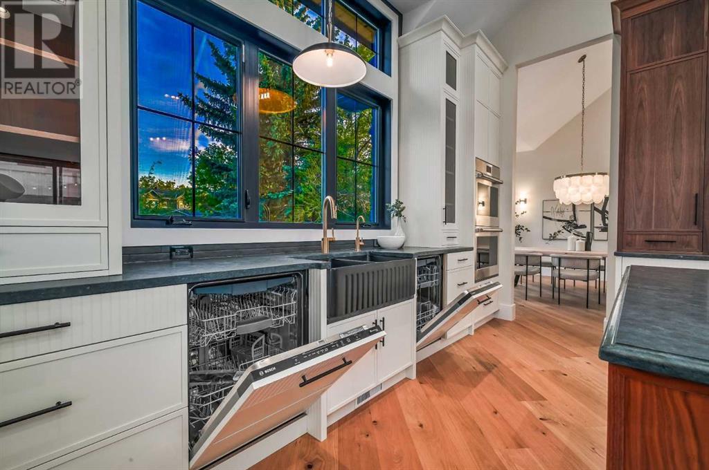 Single Family House for Sale in   Avenue SW Altadore Calgary 