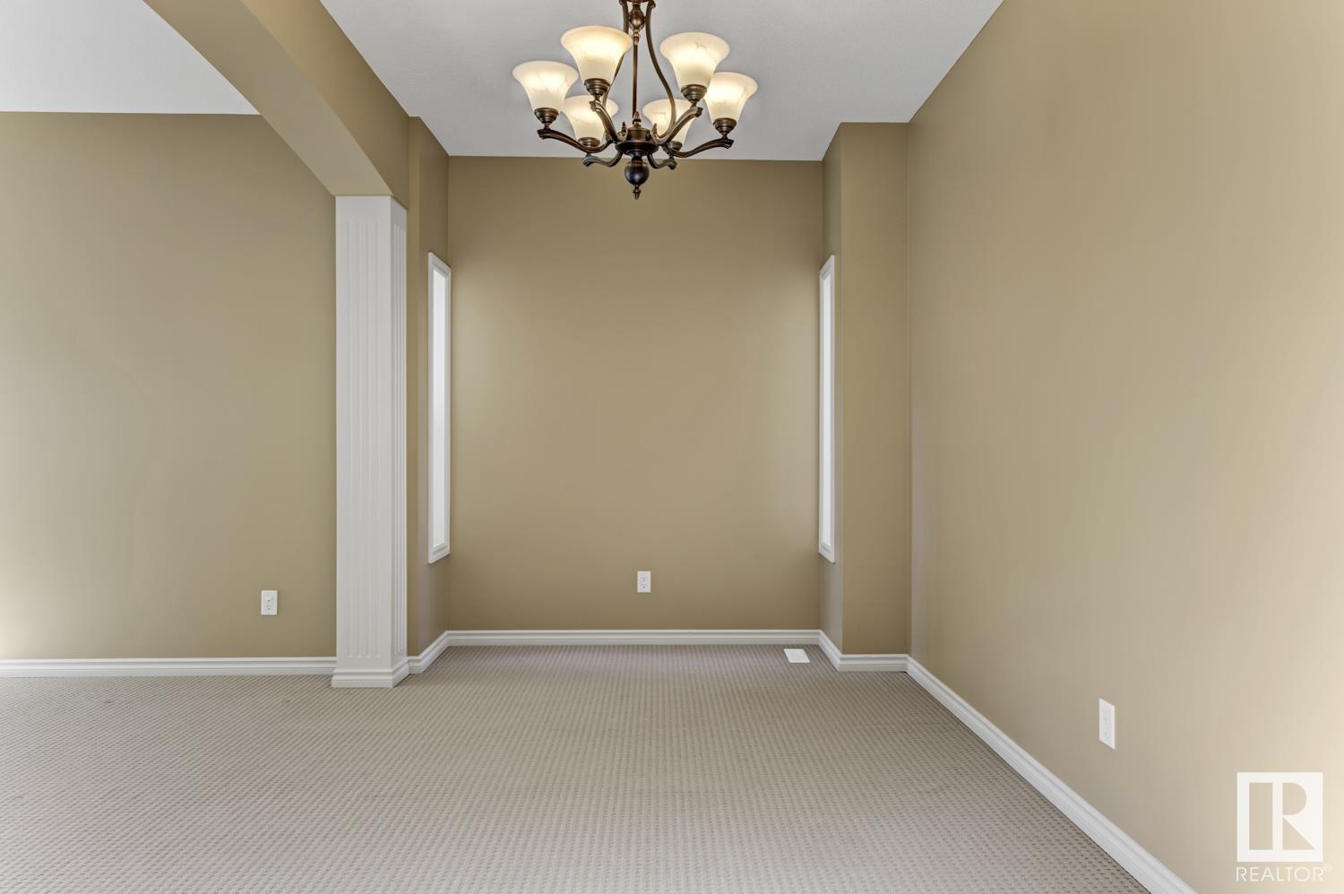 Photo 17 of 3105 Tredger Pl Nw, Edmonton AB