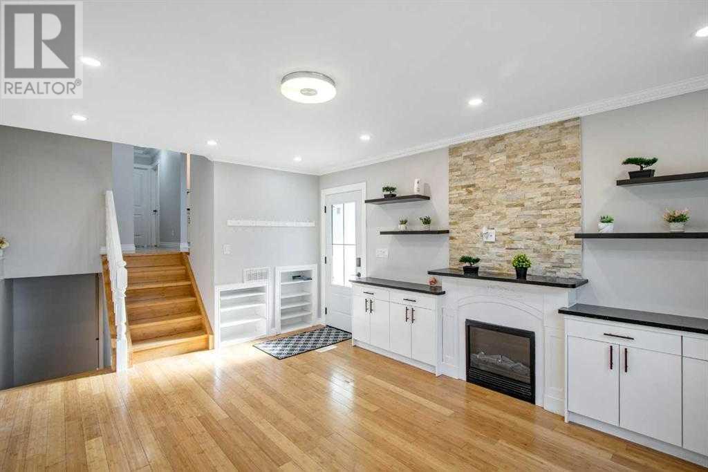 Single Family House 3 Level for Sale in   Avenue NE Whitehorn Calgary 