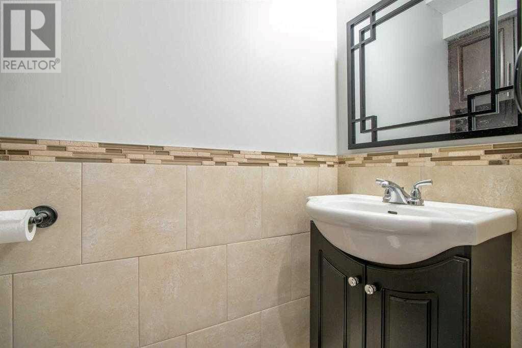 Single Family House 3 Level for Sale in   Avenue NE Whitehorn Calgary 