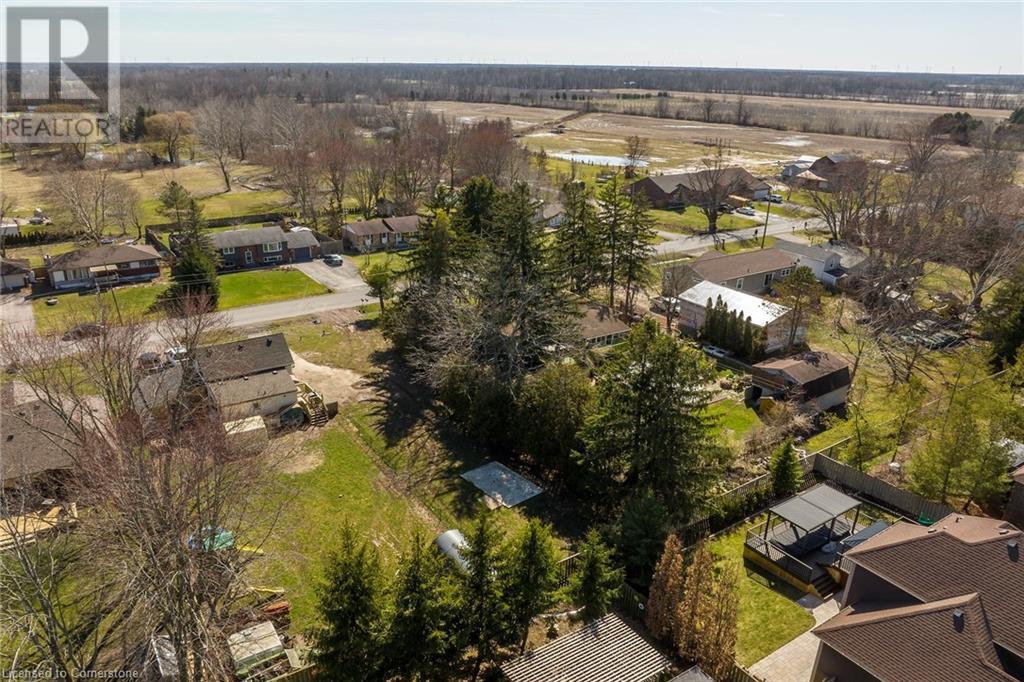 Photo 8 of 815 Foss Road, Fenwick ON