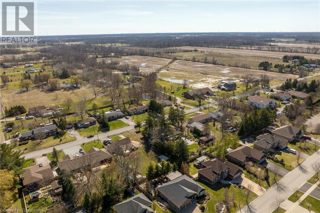 Photo 9 of 815 Foss Road, Fenwick ON