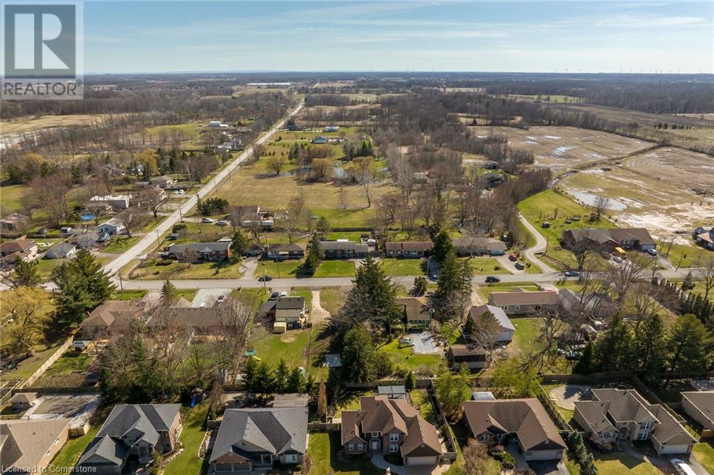 Photo 10 of 815 Foss Road, Fenwick ON