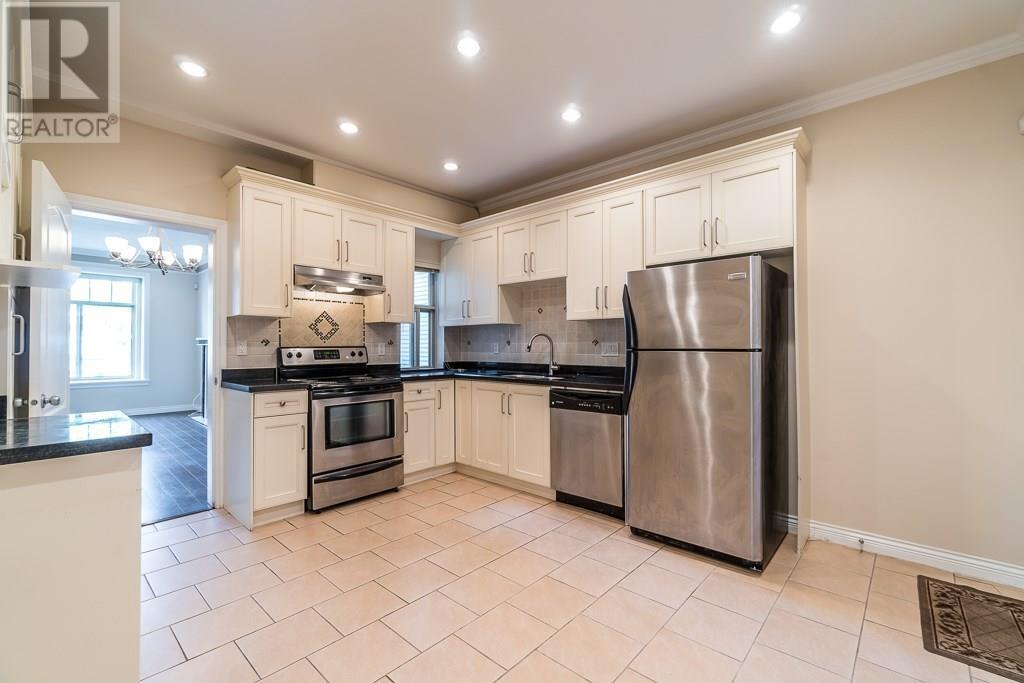 Photo 9 of 7734 16th Avenue, Burnaby BC