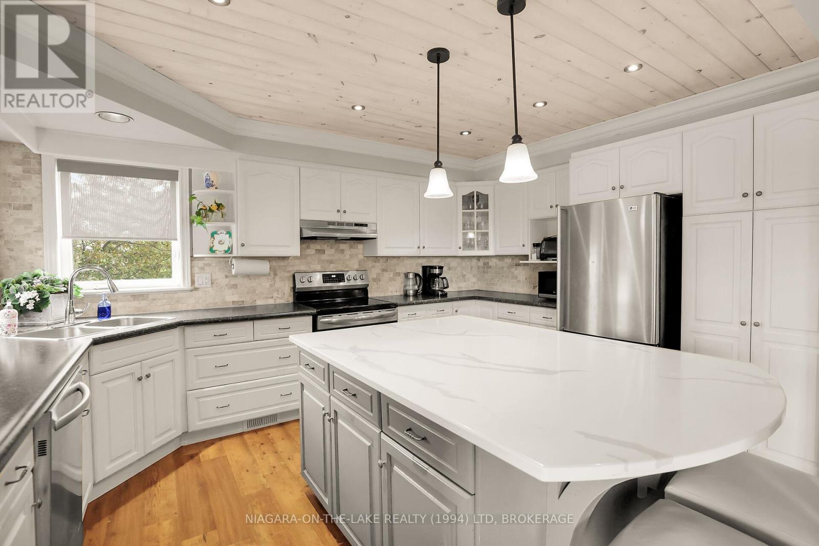 Photo 14 of 445 Queenston Road, Niagaraonthelake ON