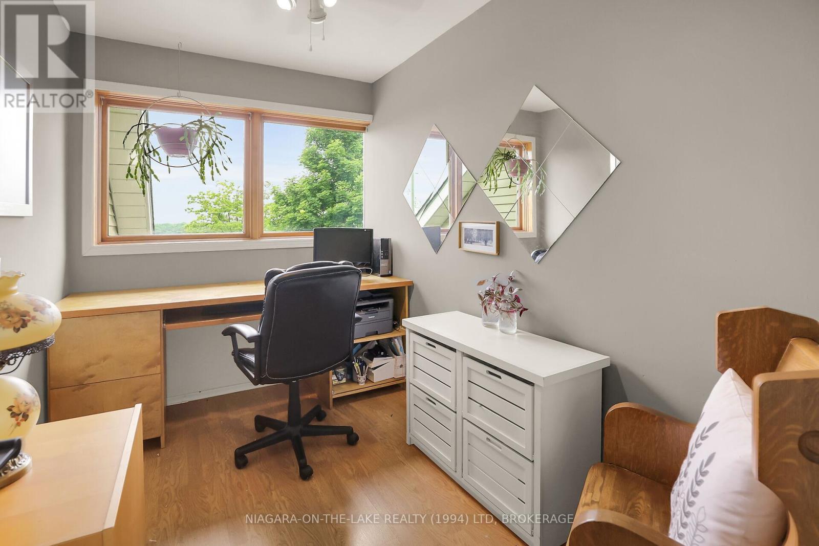 Photo 43 of 445 Queenston Road, Niagaraonthelake ON