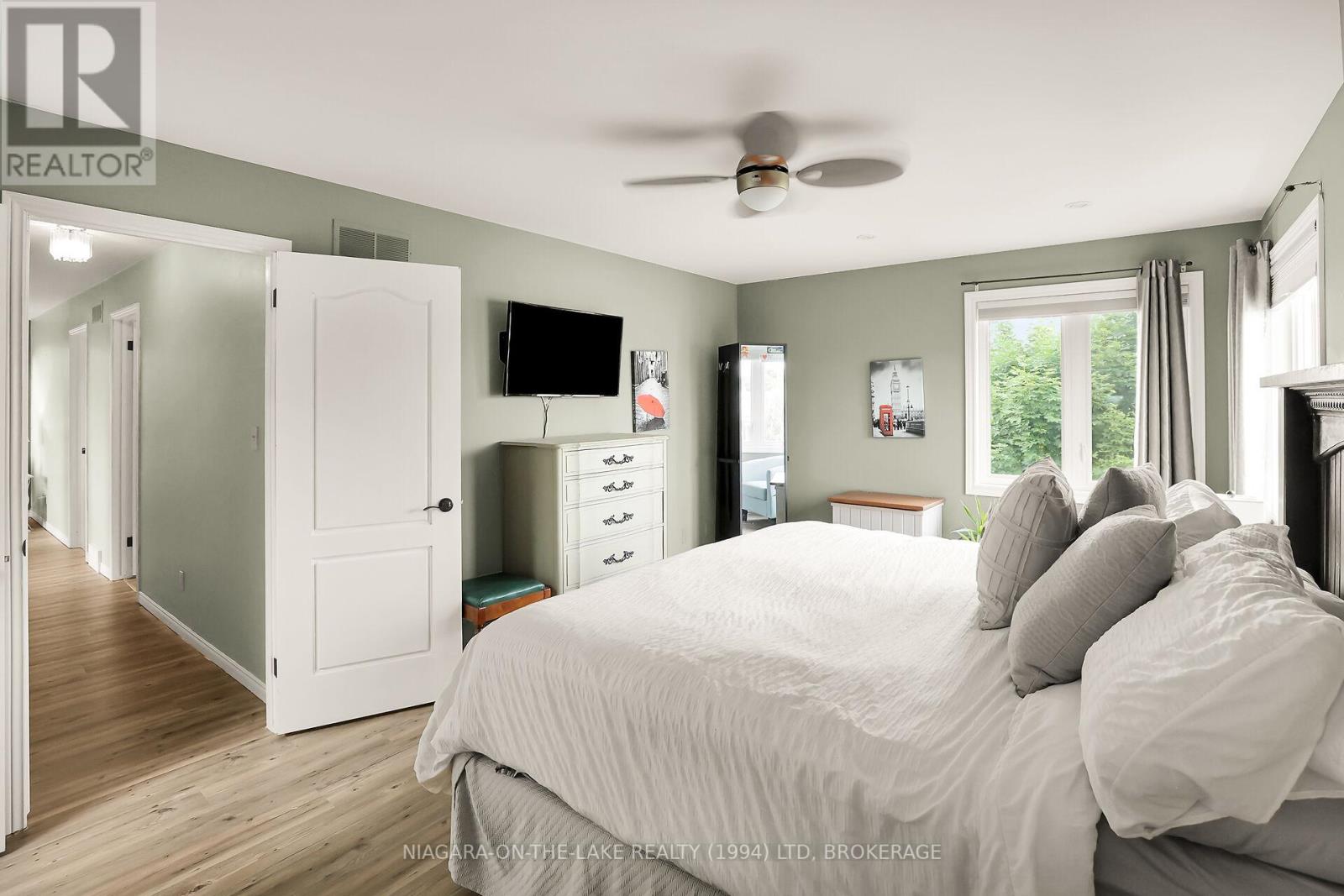 Photo 41 of 445 Queenston Road, Niagaraonthelake ON