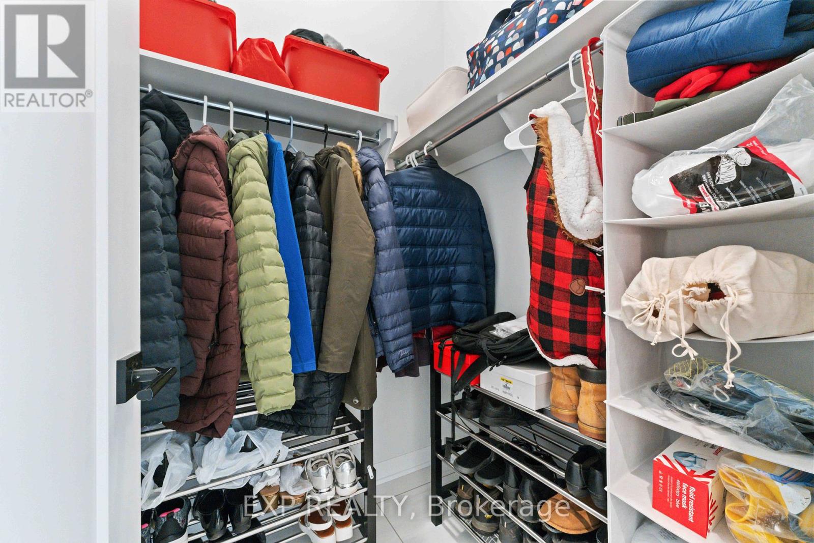 Photo 14 of 700 Coast Circle, Ottawa ON