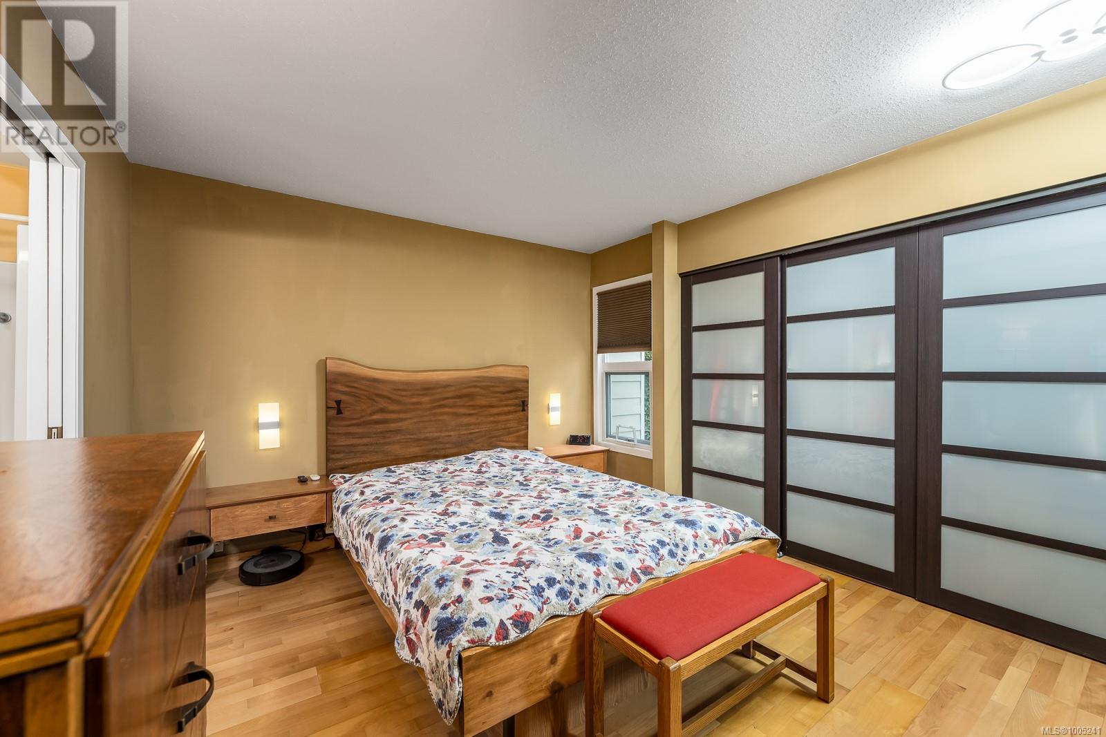 217 205 1st St, Courtenay