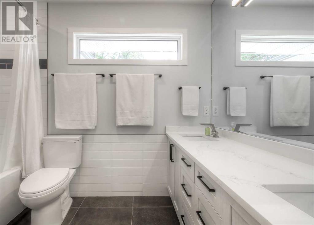 Single Family House Bungalow for Sale in  Rupert Road NE Renfrew Calgary 
