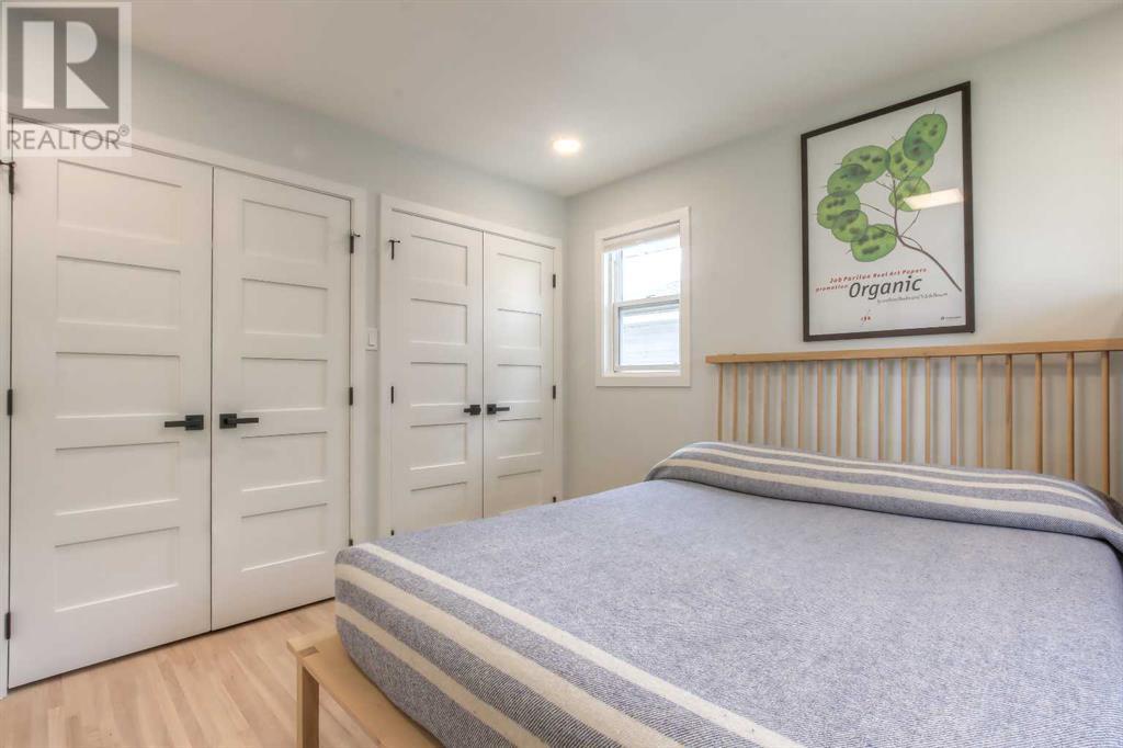Single Family House Bungalow for Sale in  Rupert Road NE Renfrew Calgary 