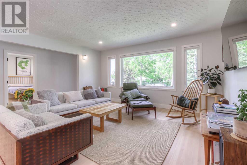 Single Family House Bungalow for Sale in  Rupert Road NE Renfrew Calgary 