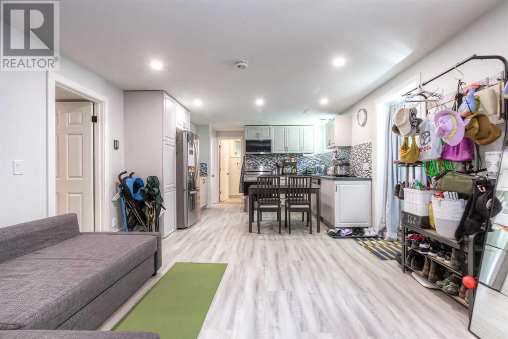 Single Family House Bungalow for Sale in  Rupert Road NE Renfrew Calgary 