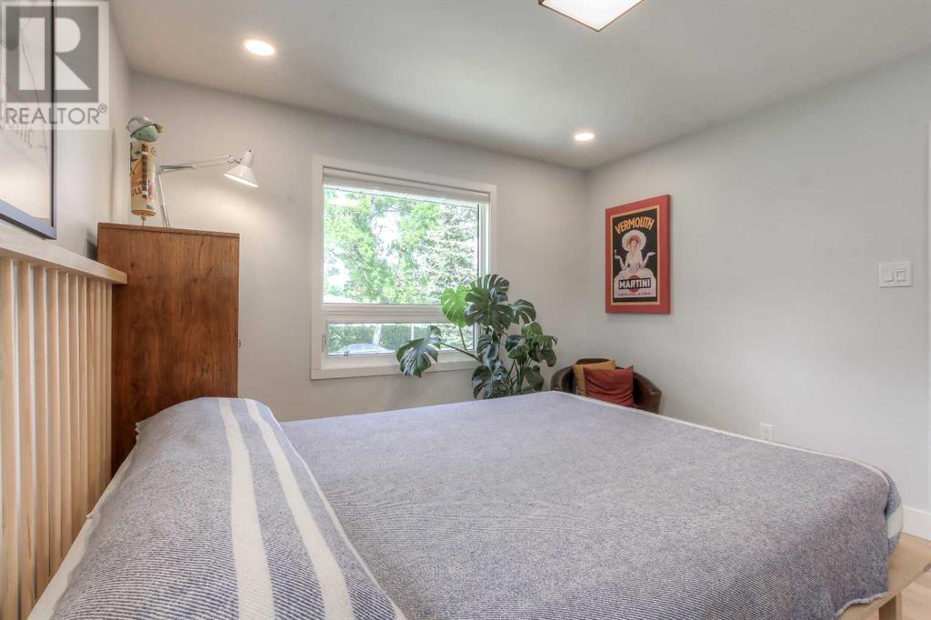 Single Family House Bungalow for Sale in  Rupert Road NE Renfrew Calgary 