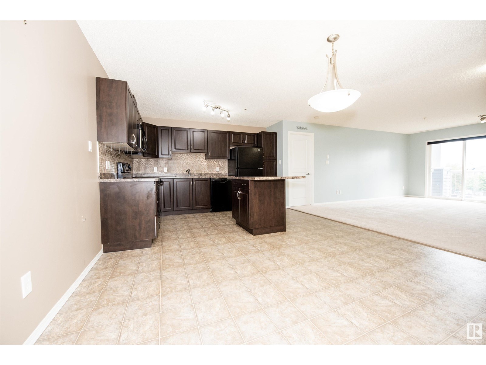 Photo 42 of 209 16035 132 St Nw, Edmonton AB