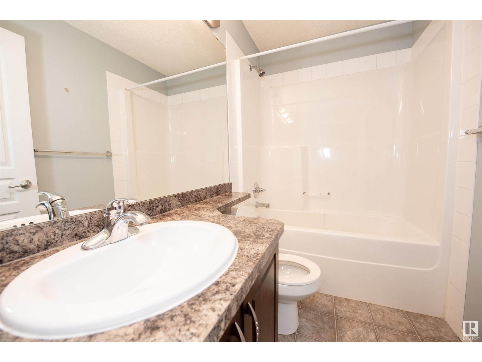 Photo 44 of 209 16035 132 St Nw, Edmonton AB