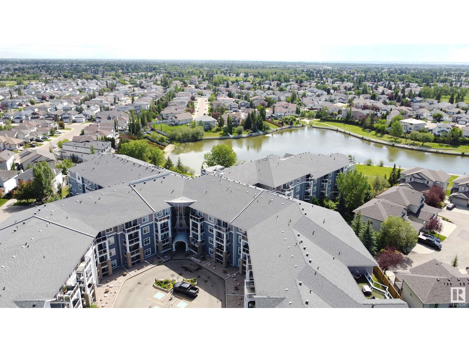Photo 54 of 209 16035 132 St Nw, Edmonton AB