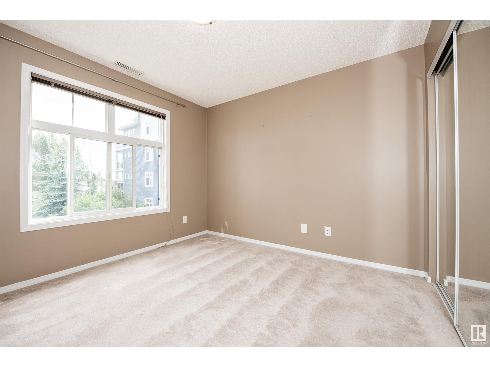 Photo 47 of 209 16035 132 St Nw, Edmonton AB