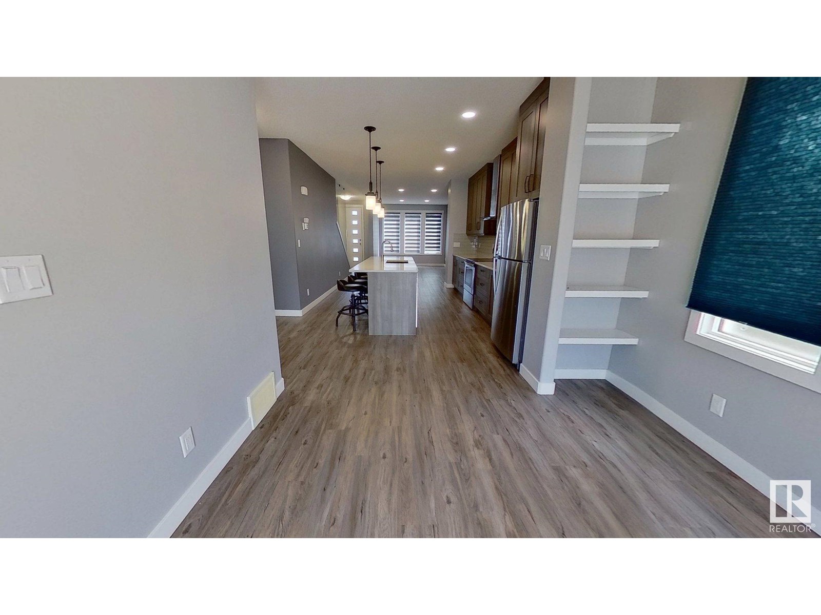 Photo 10 of 8540 89 St Nw, Edmonton AB