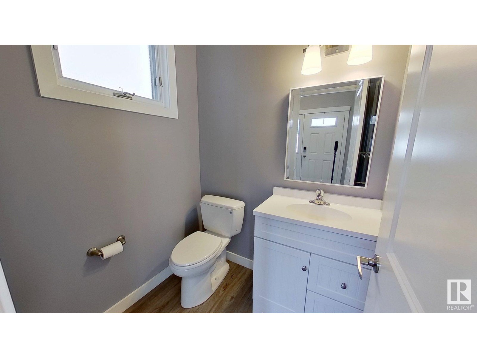 Photo 12 of 8540 89 St Nw, Edmonton AB